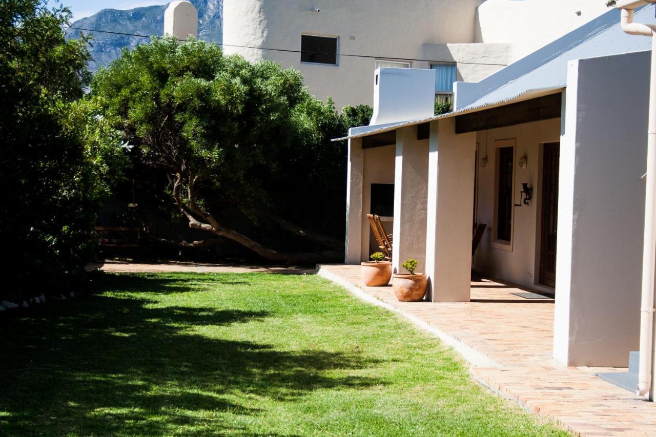 Hilton House * Pringle Bay